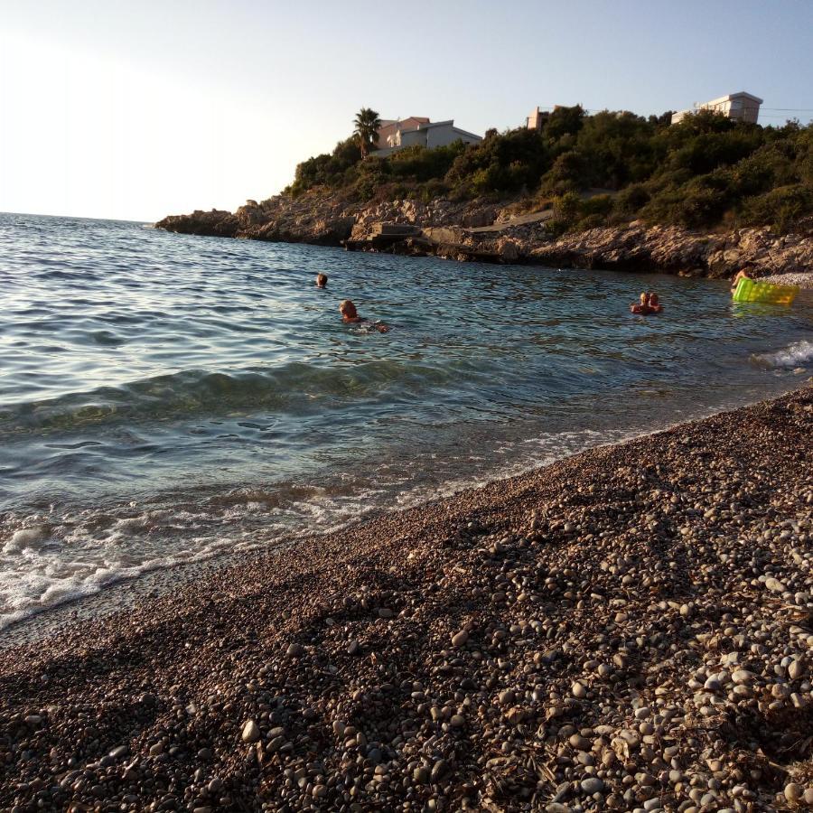 Majero Apartments يوتجيها المظهر الخارجي الصورة