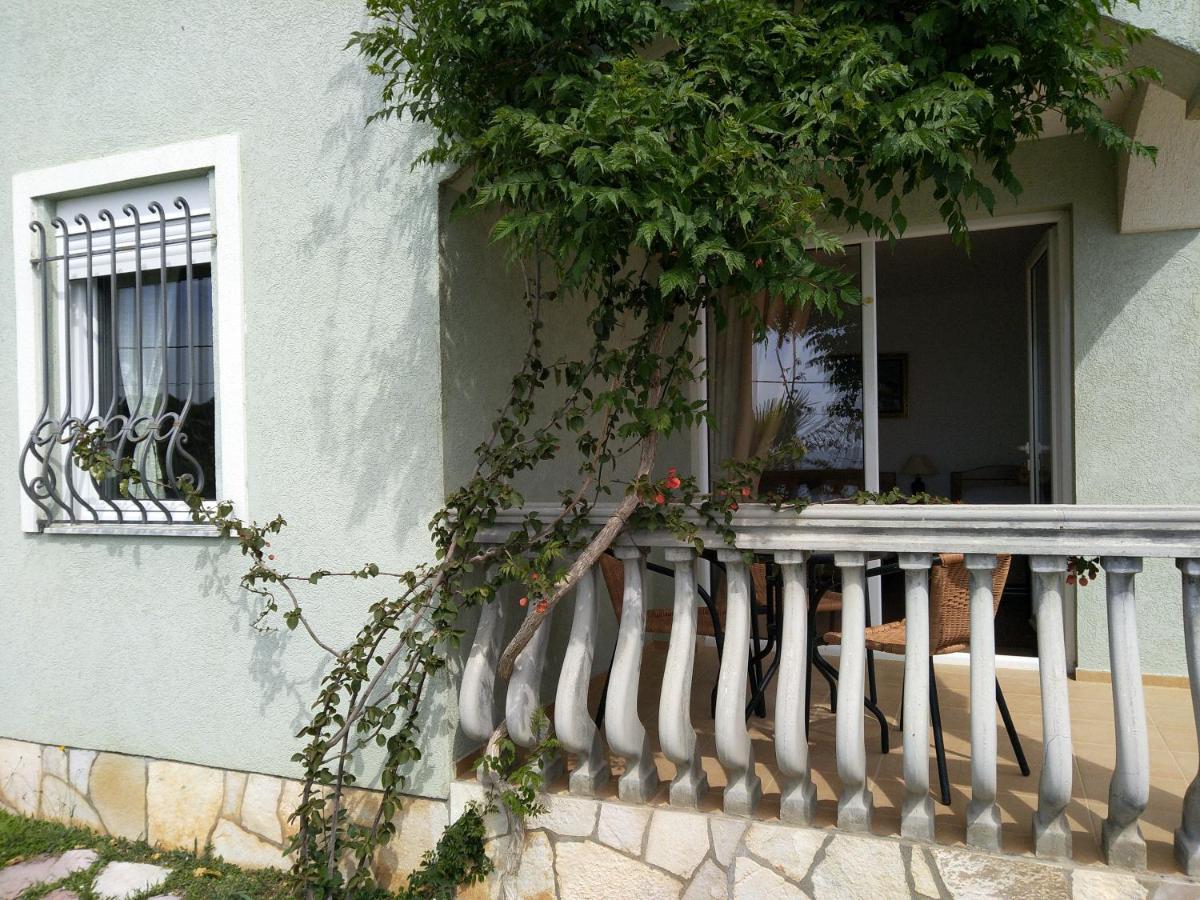 Majero Apartments يوتجيها المظهر الخارجي الصورة